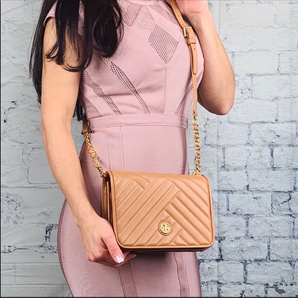 Tory Burch Handbags - NWT Tory Burch Alexa Combo crossbody